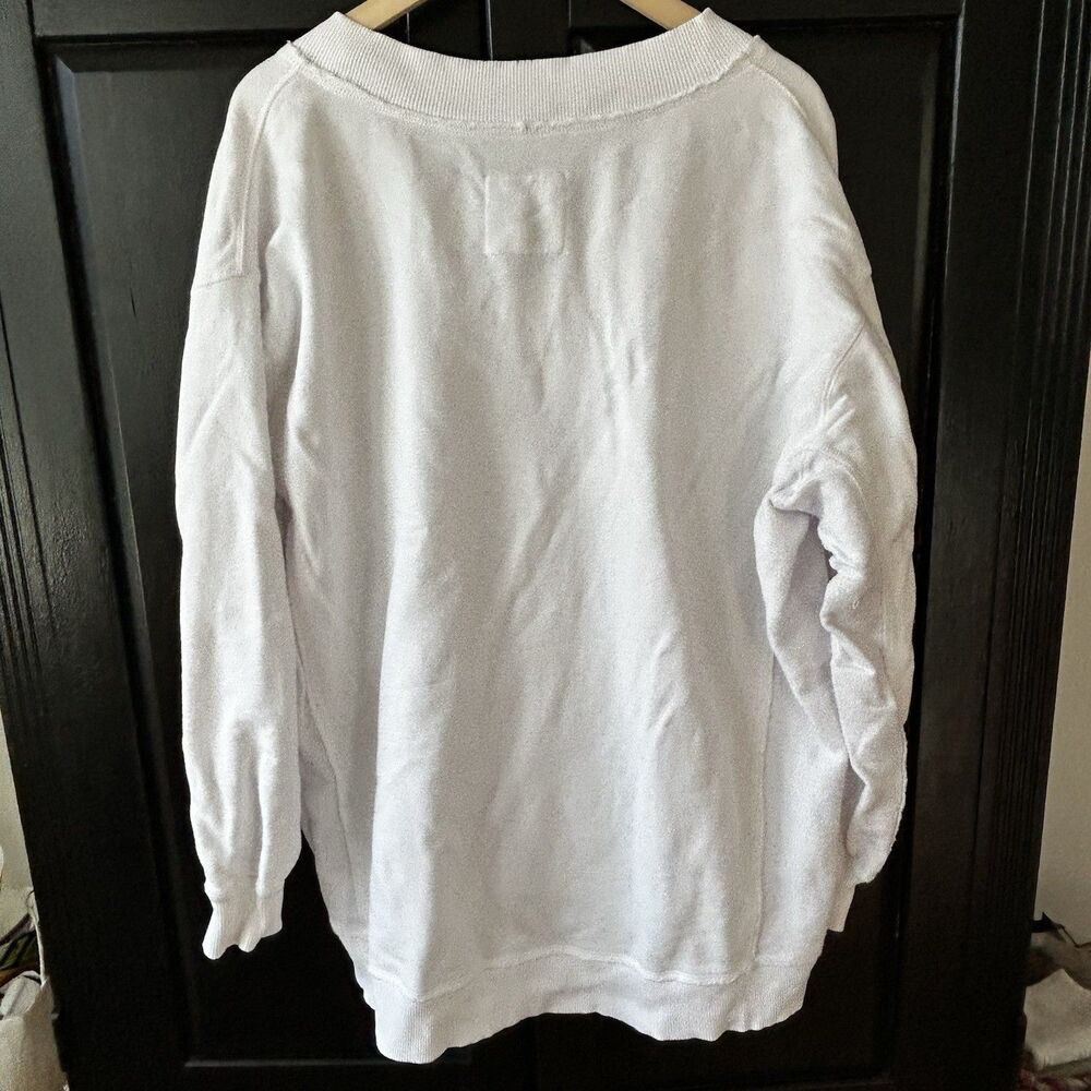 Shirt - Picture 6 of 8